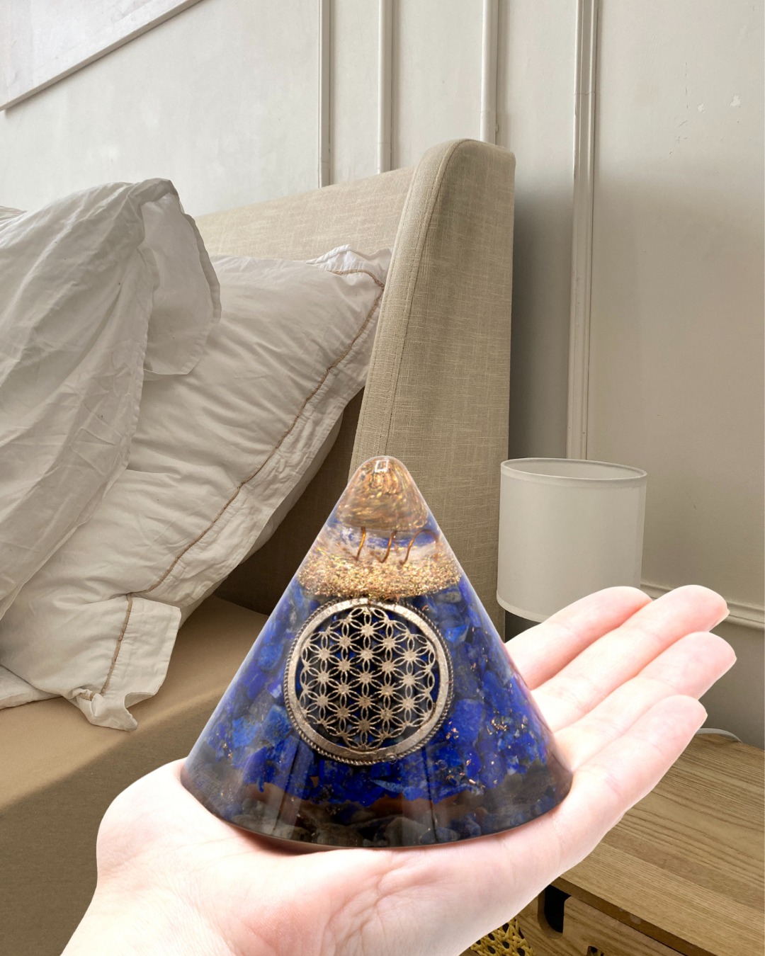 Orgonite - Cône Lapis & Quartz - Fleur de vie