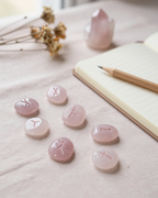 Runes nordiques en Quartz Rose